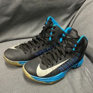 Nike+ Basketball Hyperdunk Shoes Size 10 Used